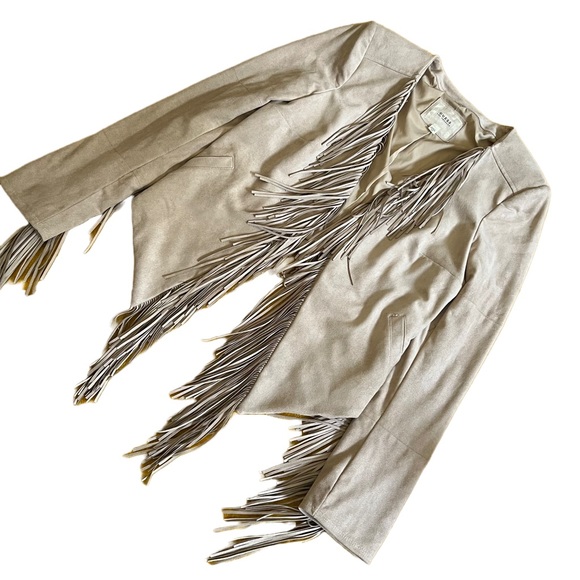 GUESS VINTAGE TAN FAUX SUEDE JACKET WITH FRINGE SIZE XS - Picture 6 of 10